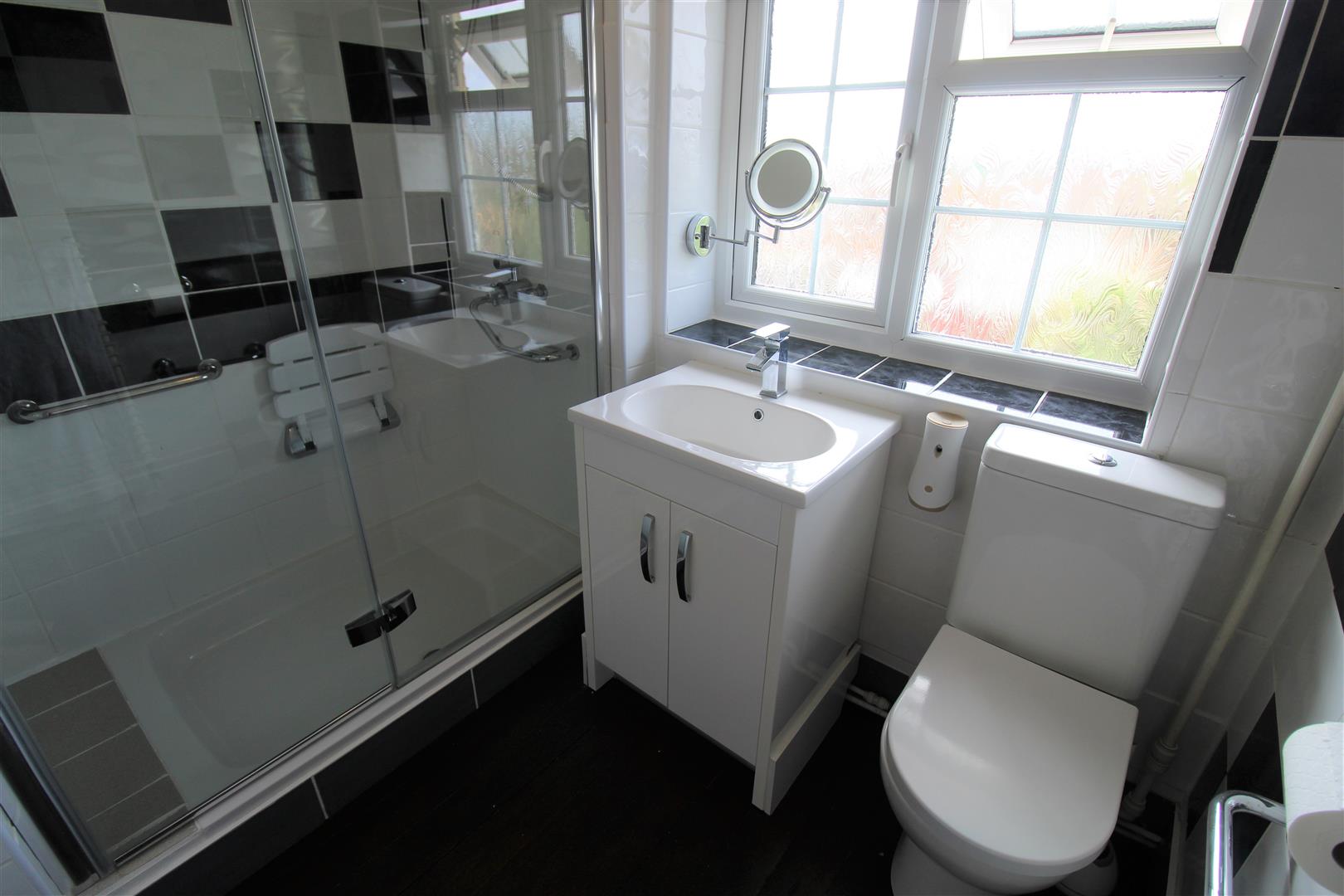 Crestway Road, Baddeley Green, Stoke-On-Trent